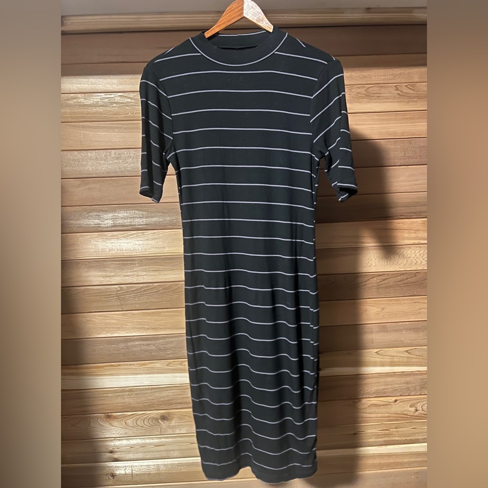 Stripe Bodycon Midi Dress Black & Grey